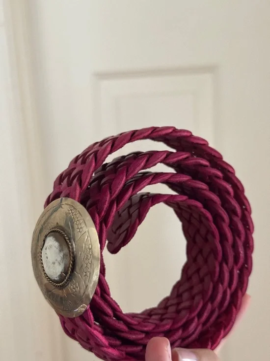 NWOT Hot Pink Statement Belt - Picture 4 of 5